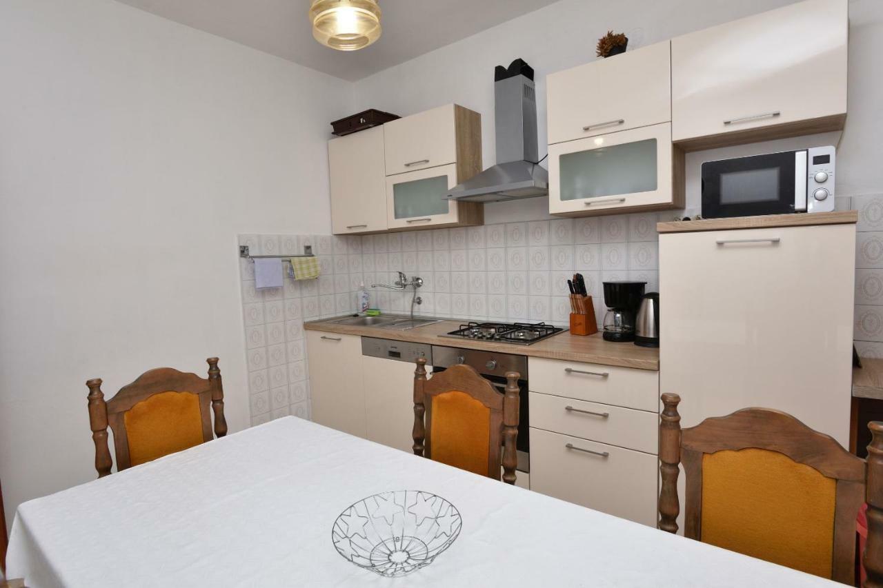 Apartments Jere Proto Primosten Exterior photo